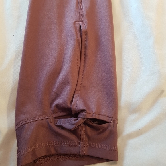 Champion women's High Rise Capri pants Large purple - Picture 2 of 4